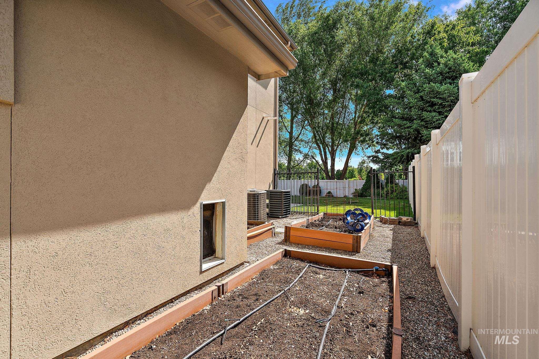 3010 S Glacier Bay Way