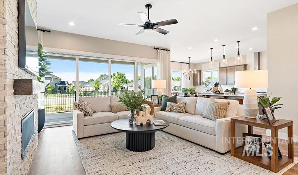 Photo of 2374 N Mountain Vista Ave, Star, ID 83669 (MLS # 98982303)