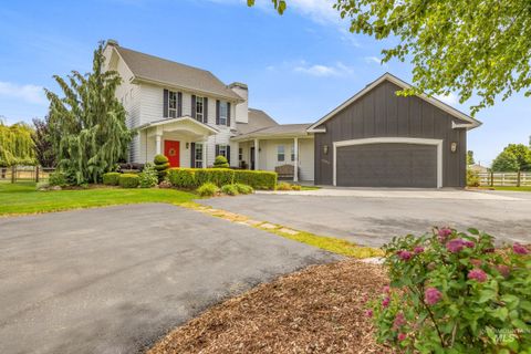Photo of 22614 Stoffle Ln, Middleton, ID 83644 (MLS # 98989146)