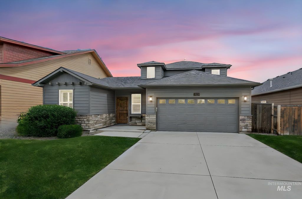 Photo of 10130 W Brownstone Dr, Boise, ID 83709 (MLS # 98990827)
