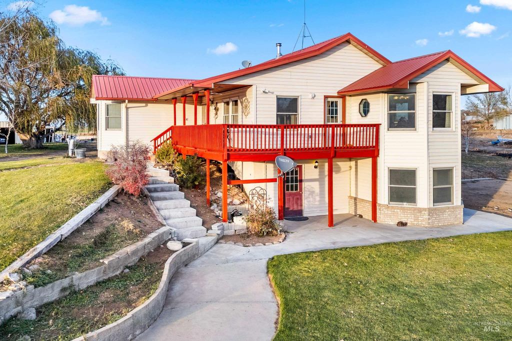 Photo of 284 S 370 W, Jerome, ID 83338 (MLS # 98974341)