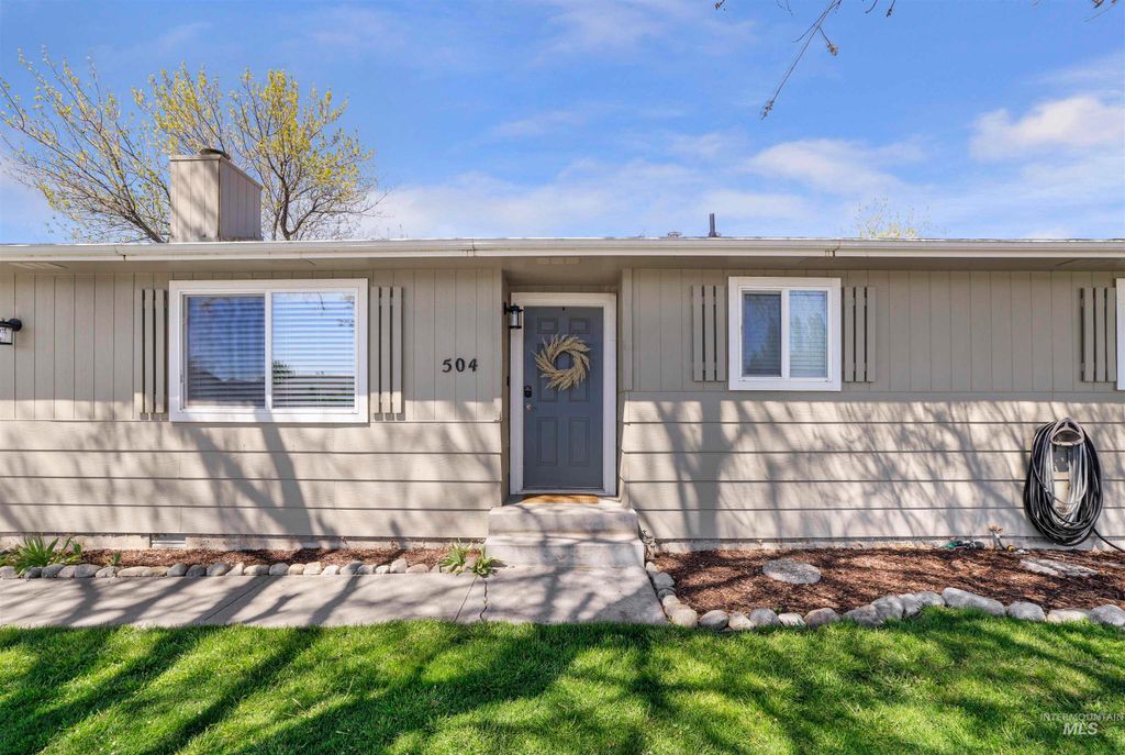 Photo of 504 Gem Drive, Kimberly, ID 83341 (MLS # 98984808)
