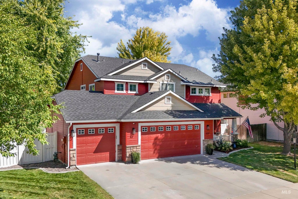 Photo of 858 E Limestone St, Kuna, ID 83634 (MLS # 98999846)