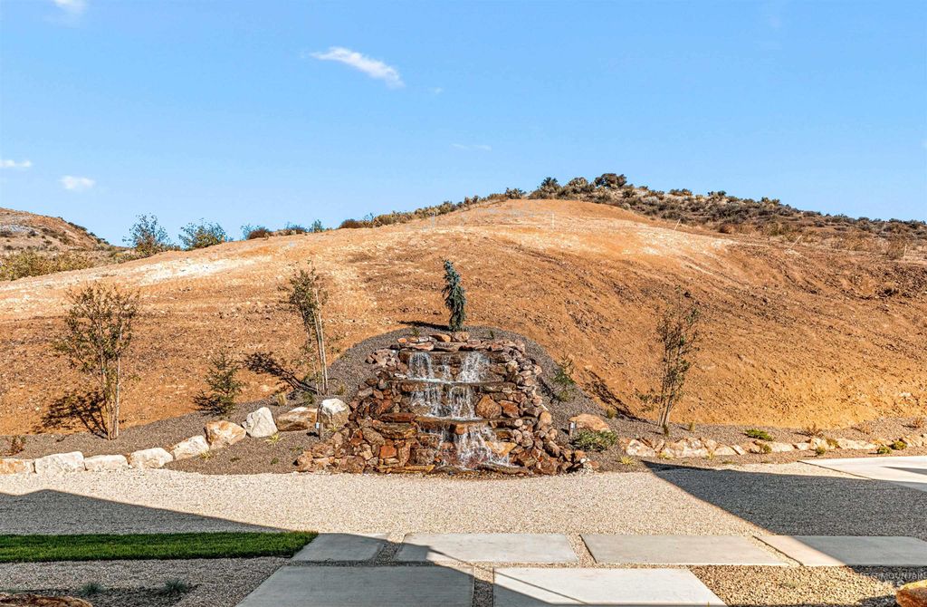 Photo of 6400 N High Valley Way, Eagle, ID 83714 (MLS # 98975325)