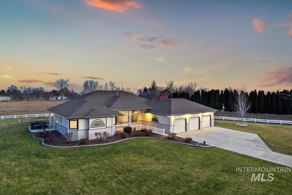 Photo of 3366 N Croft Way, Eagle, ID 83616 (MLS # 98974332)
