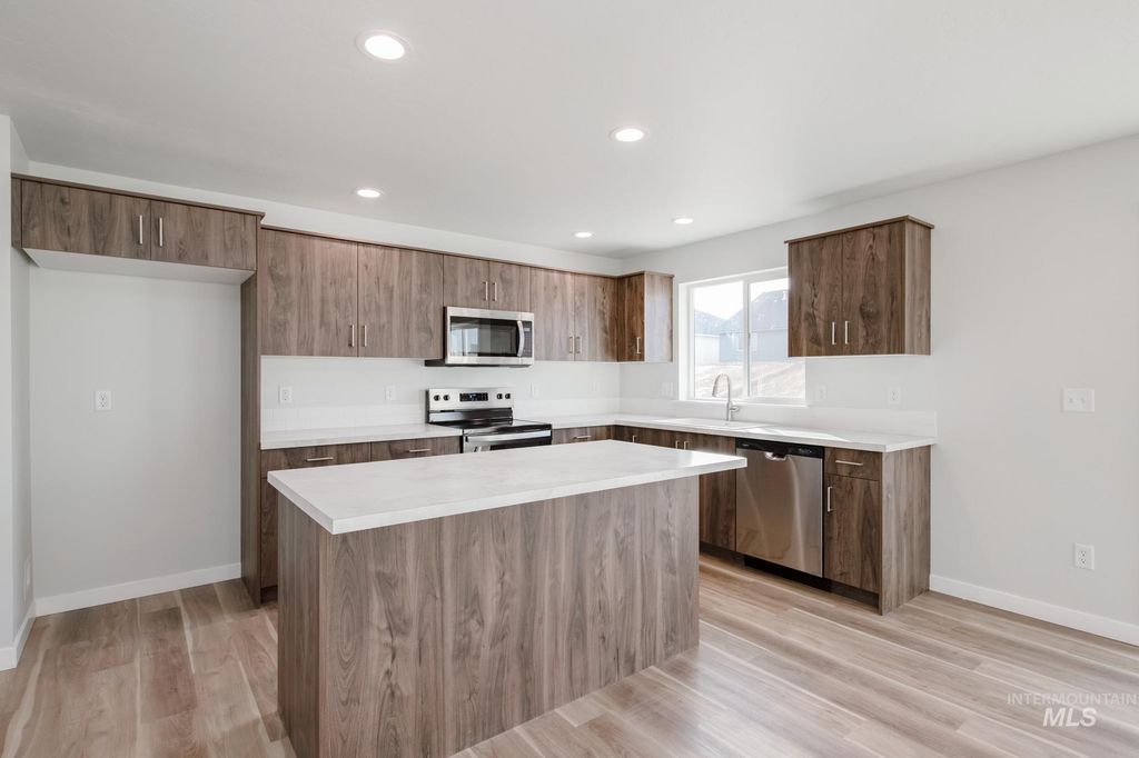 Photo of 1613 Covington St, Middleton, ID 83644 (MLS # 98975506)