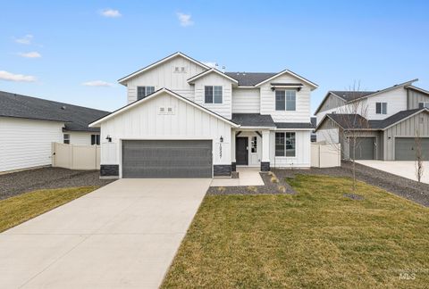Photo of 10557 W Teratai St, Star, ID 83669 (MLS # 98967099)