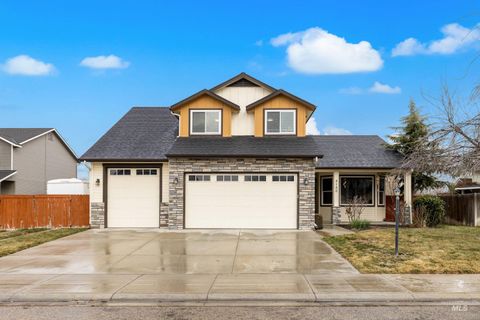 Photo of 5150 W Mcmurtrey St, Meridian, ID 83646 (MLS # 98973391)