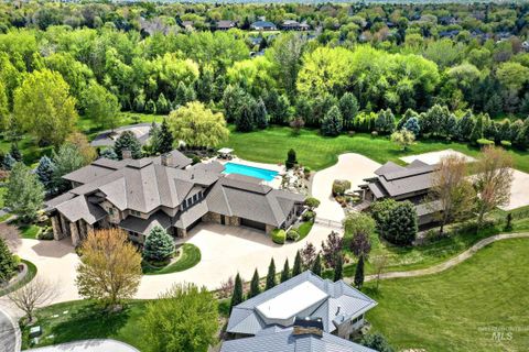 2042 N Vizcaya Place Eagle ID 83616
