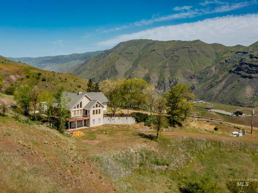 Photo of 160 Buckhorn Road, White Bird, ID 83554 (MLS # 98995103)