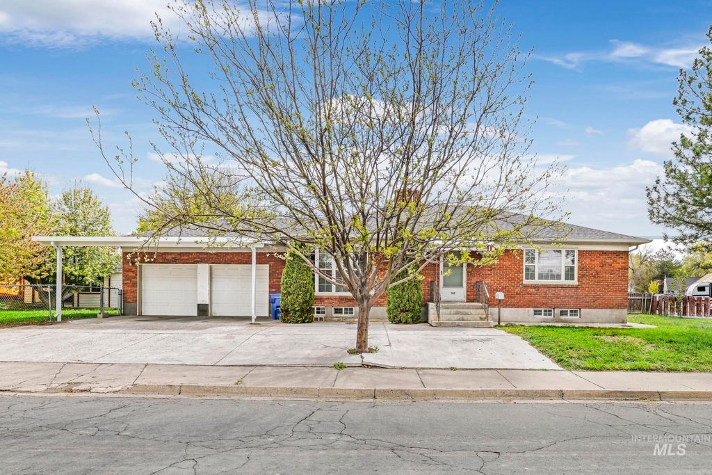 Photo of 390 Maurice Street North , Twin Falls, Twin Falls, ID 83301 (MLS # 98984470)