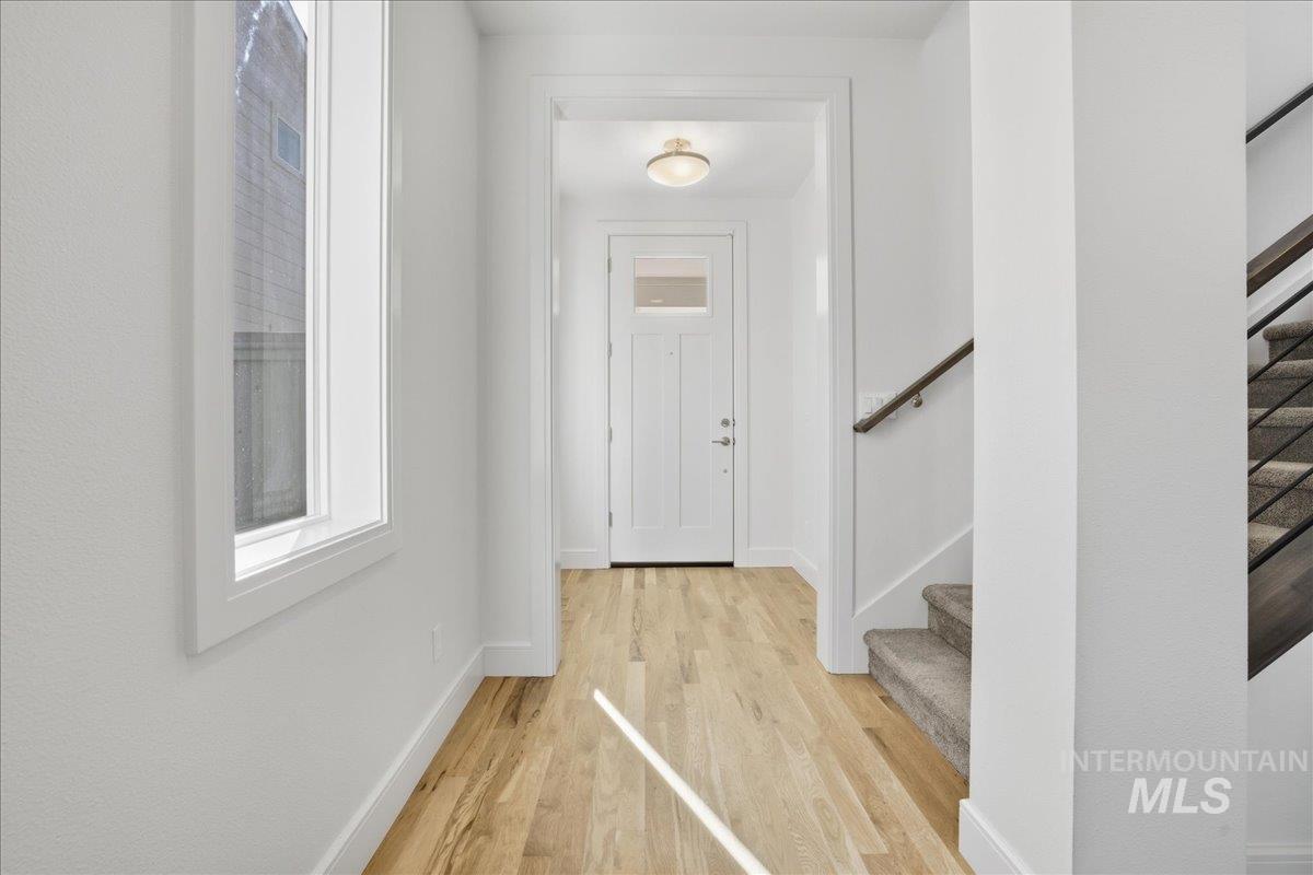 3346 E Collingwood Dr