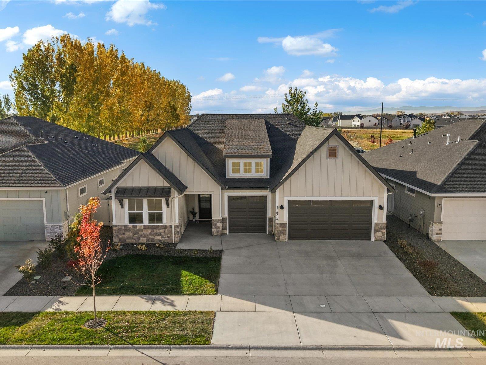 1333 E Andes Dr