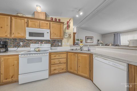 Photo of 2750 Alden #43, Fruitland, ID 83619 (MLS # 98955177)