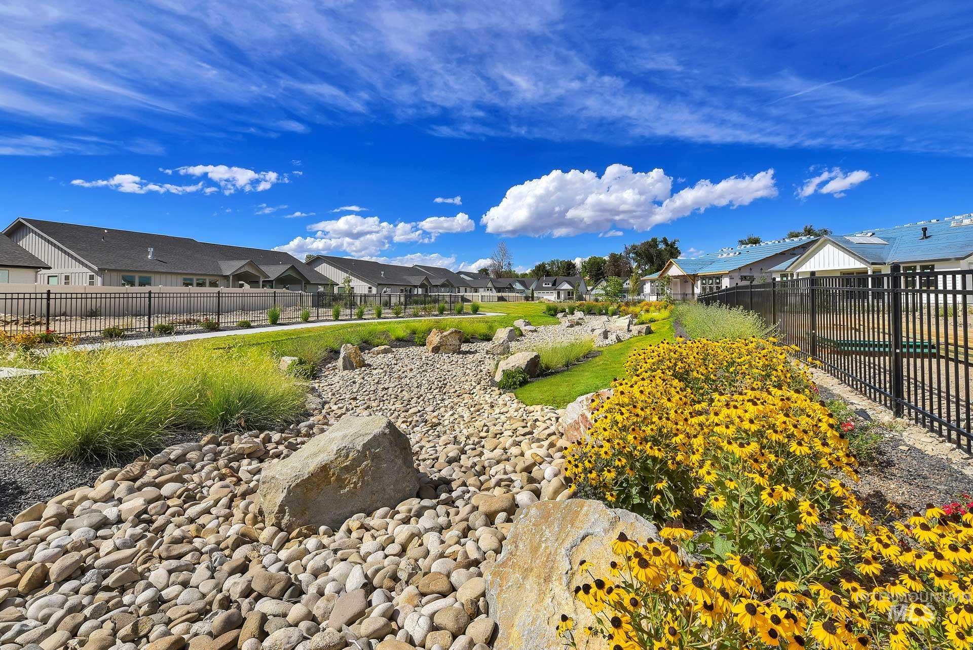 View of yard with a residential view