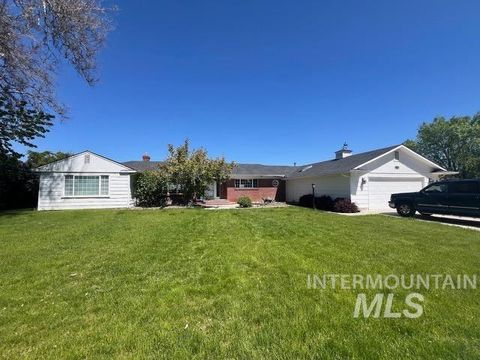 Photo of 11700 W Chinden Ridge Dr, Boise, ID 83714 (MLS # 98985095)