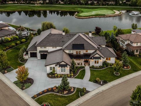 2075 W Three Lakes Dr Meridian ID 83646