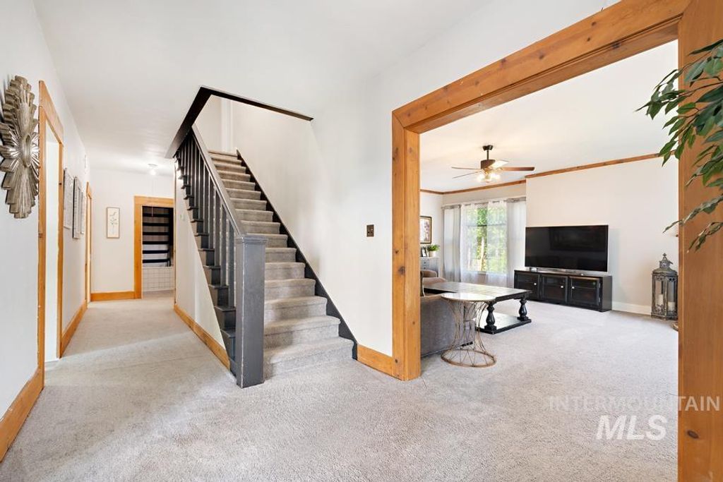 Photo of 85 W Washington Ave, Cambridge, ID 83610 (MLS # 98938279)