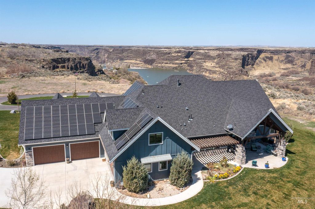 Photo of 3586 4000 N, Kimberly, ID 83341 (MLS # 98948621)