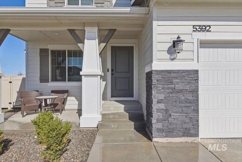 Photo of 5392 S Memory Place, Meridian, ID 83642 (MLS # 98984608)