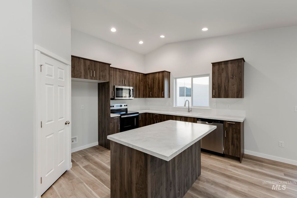 Photo of 349 N Madrone Ave, Kuna, ID 83634 (MLS # 98968767)