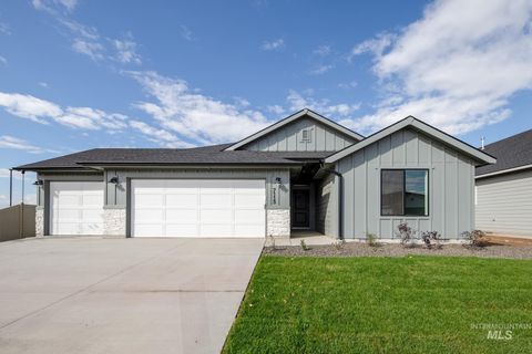 Photo of 7113 S Old Farm Ave, Meridian, ID 83642 (MLS # 98963188)