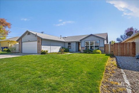 1579 E Falconrim Ct Eagle ID 83616