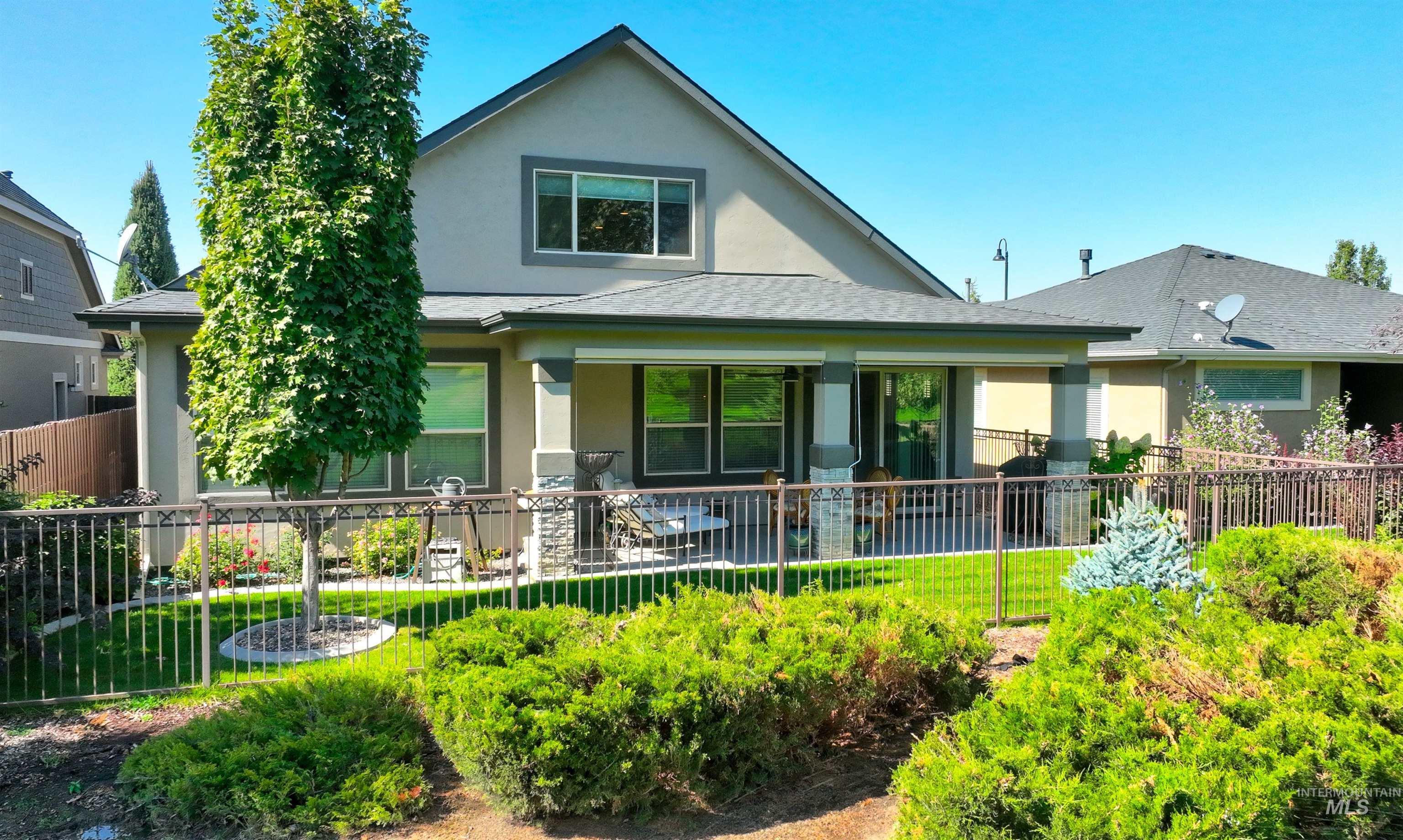 3258 S Arctic Fox Avenue