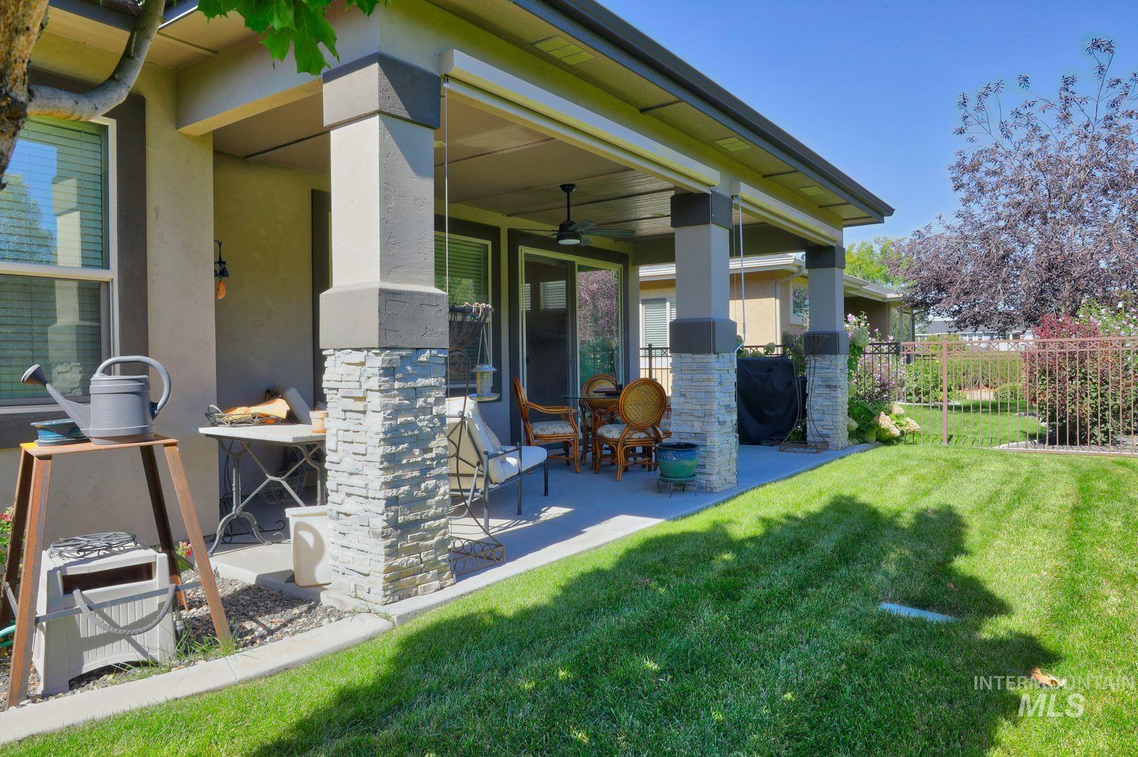 3258 S Arctic Fox Avenue