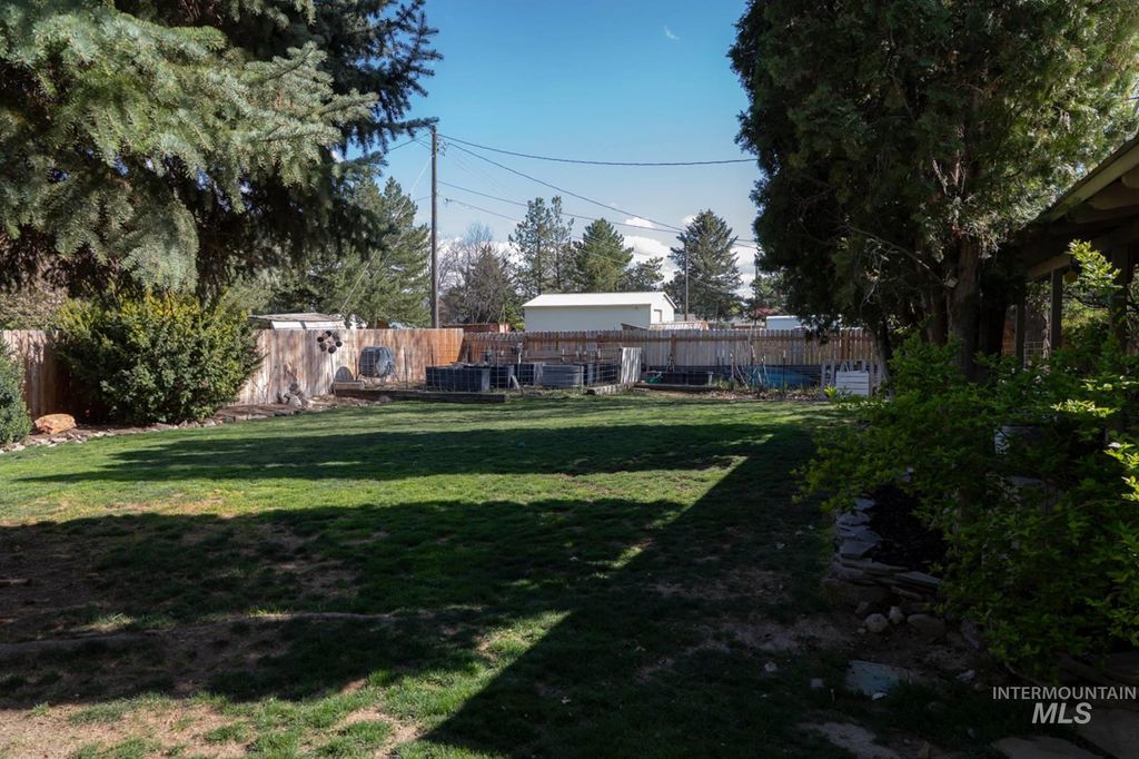 Photo of 976 Desert View Dr, Twin Falls, ID 83301 (MLS # 98982546)