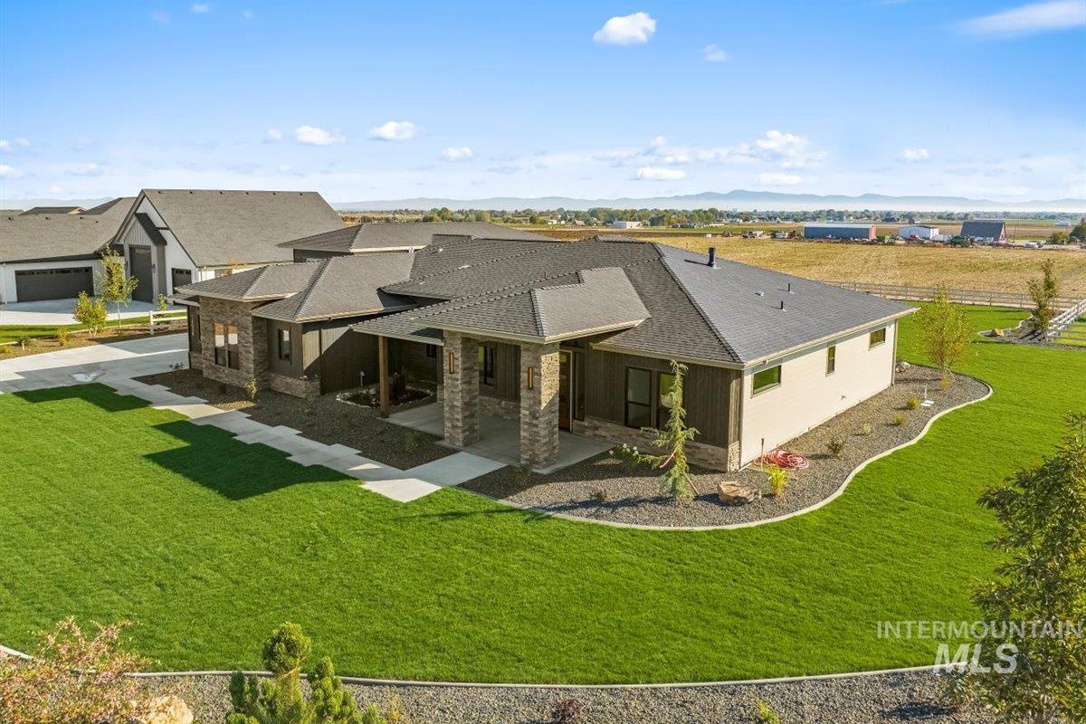 Nampa, Idaho 83651, United States, 3 Bedrooms Bedrooms, ,3 BathroomsBathrooms,Residential,Pending,48734