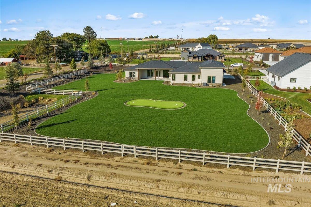 Nampa, Idaho 83651, United States, 3 Bedrooms Bedrooms, ,3 BathroomsBathrooms,Residential,Pending,48734