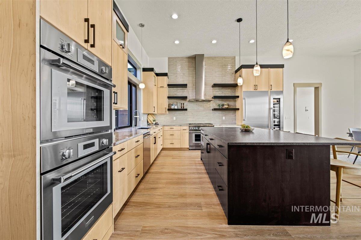 Nampa, Idaho 83651, United States, 3 Bedrooms Bedrooms, ,3 BathroomsBathrooms,Residential,Pending,48734