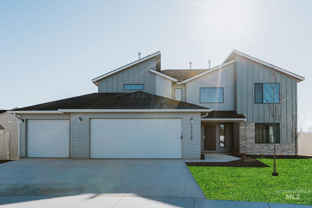 Photo of 17428 N Union Springs Pl, Nampa, ID 83687 (MLS # 98970096)