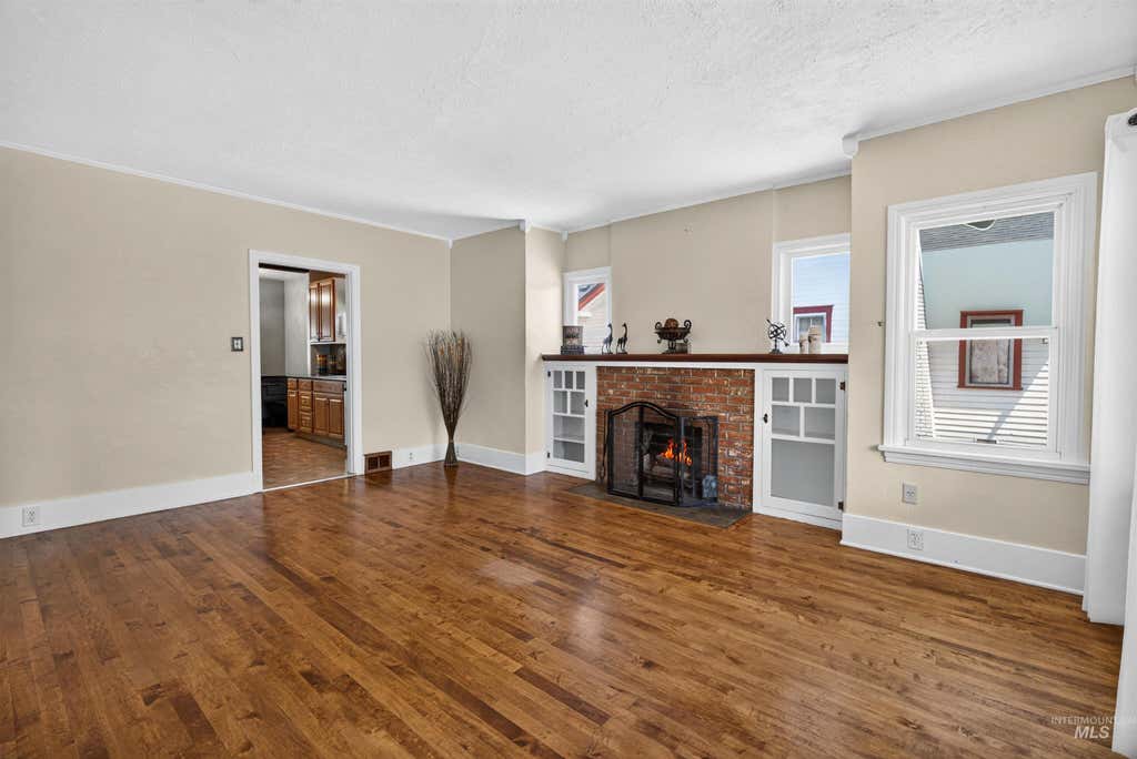 Photo of 319 14th Ave S Ave, Nampa, ID 83651 (MLS # 98998451)
