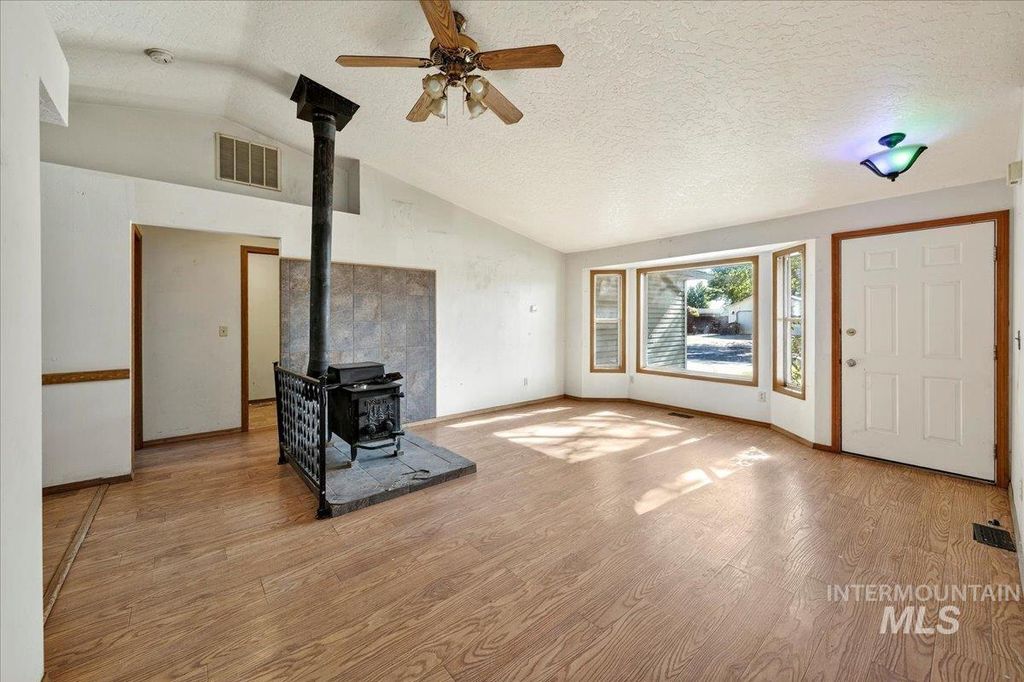 Photo of 108 S Marjorie Ave, Middleton, ID 83644 (MLS # 98987508)