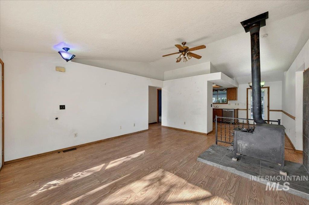 Photo of 108 S Marjorie Ave, Middleton, ID 83644 (MLS # 98987508)