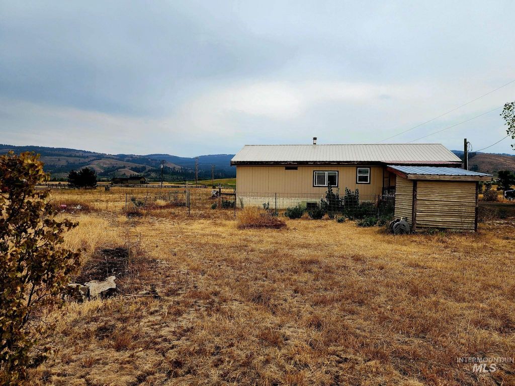 Photo of 2171 Hwy 95, Council, ID 83612 (MLS # 98959444)