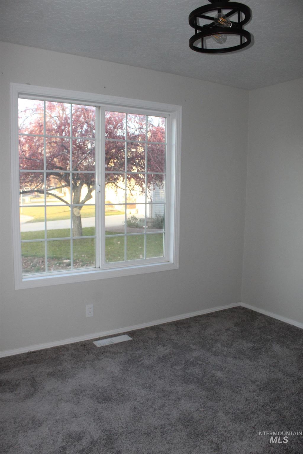 Photo of 1000 Partridge St, Fruitland, ID 83619 (MLS # 98971592)