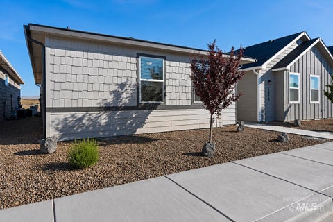 Photo of 1968 NW Enterprise Street, Mountain Home, ID 83647 (MLS # 98989479)