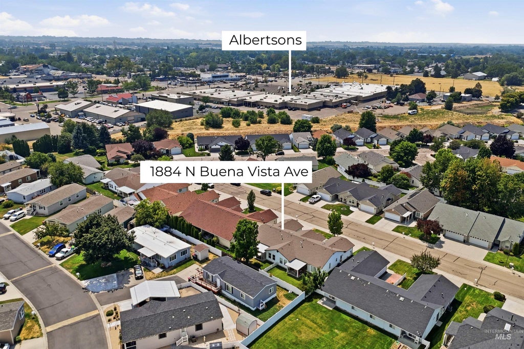 Photo of 1884 N Buena Vista Ave, Meridian, ID 83646 (MLS # 98995723)