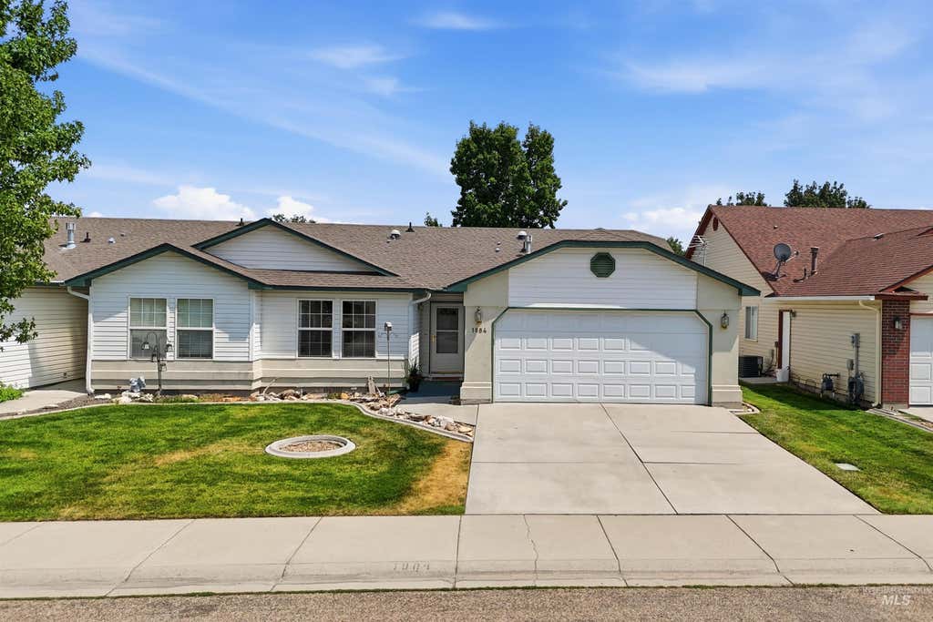 Photo of 1884 N Buena Vista Ave, Meridian, ID 83646 (MLS # 98995723)