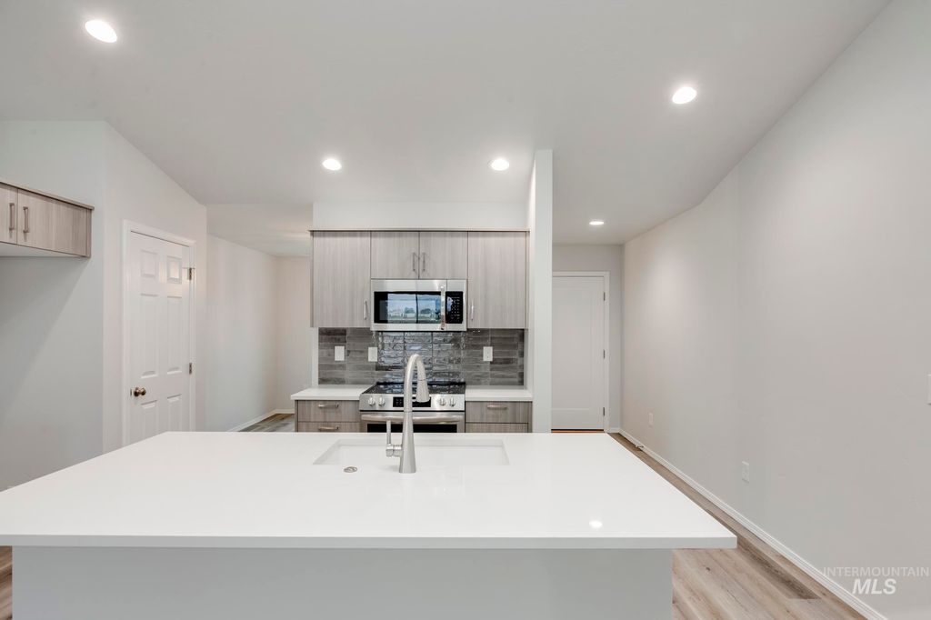 Photo of 5155 E Open Canyon Dr, Nampa, ID 83687 (MLS # 98981857)