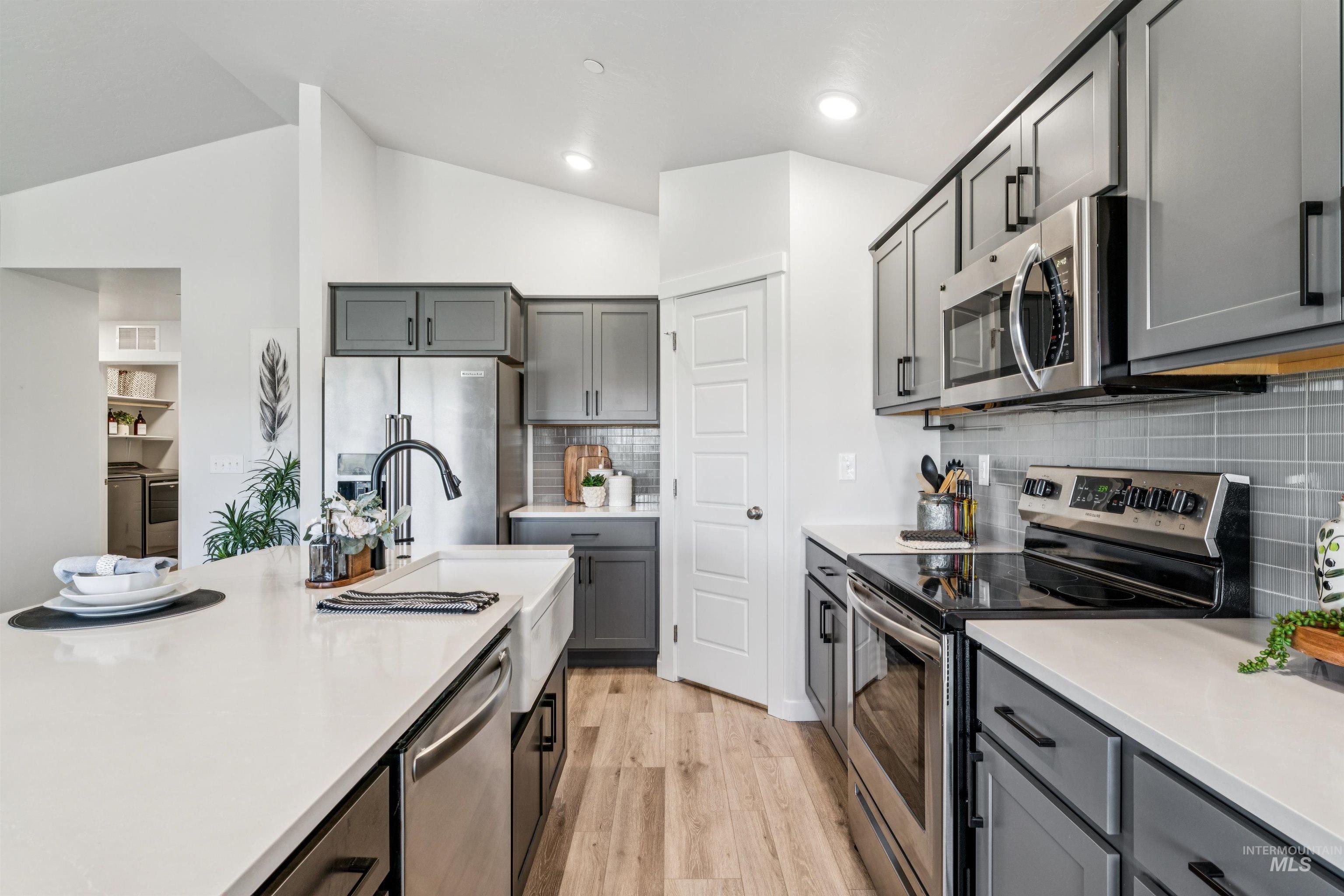 8386 S Bogus Ridge Ave