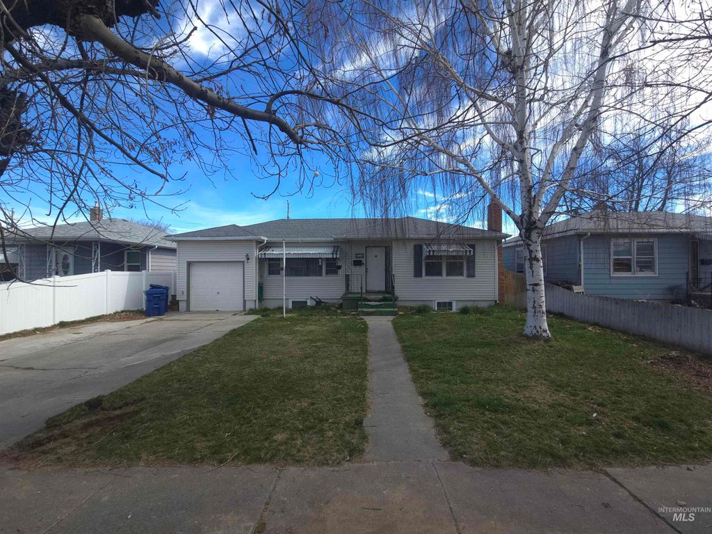 Photo of 458 Rose St. N St, Twin Falls, ID 83301 (MLS # 98978834)