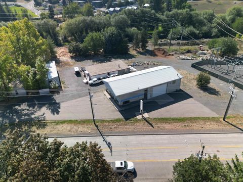 Photo of 427 Troy Rd, Moscow, ID 83843 (MLS # 98966233)