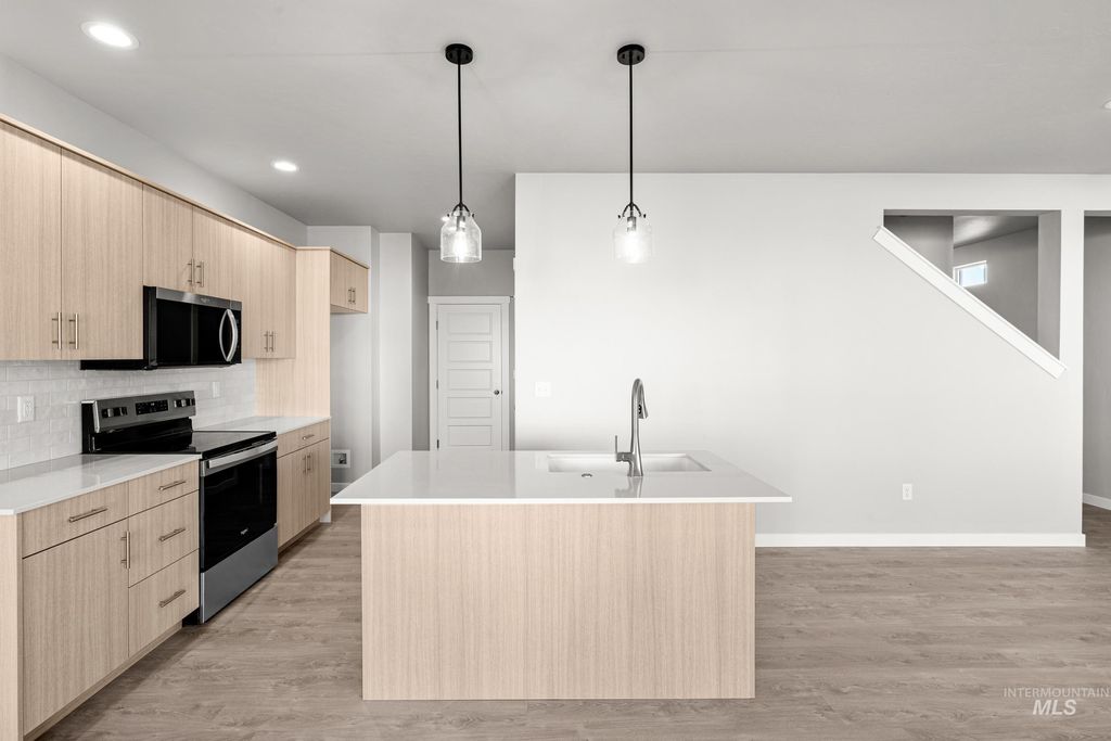 Photo of 6626 W Black Butte Dr, Meridian, ID 83646 (MLS # 98978044)