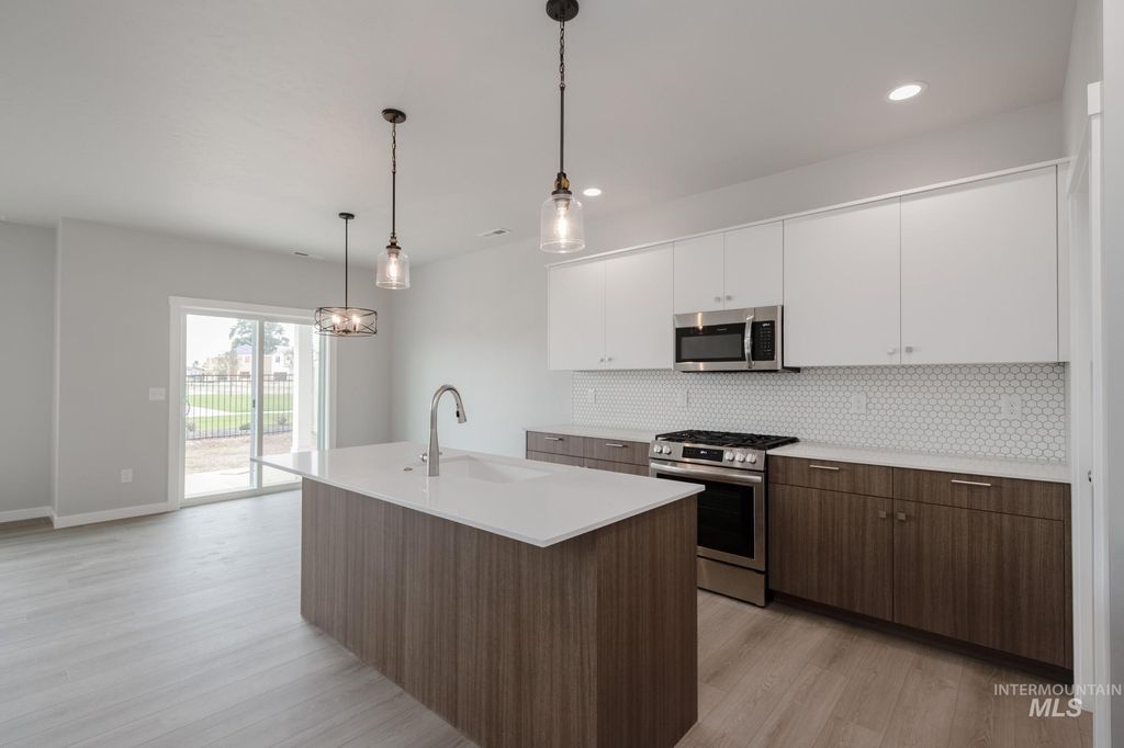 Photo of 5070 S Amorita Ave, Meridian, ID 83642 (MLS # 98966406)