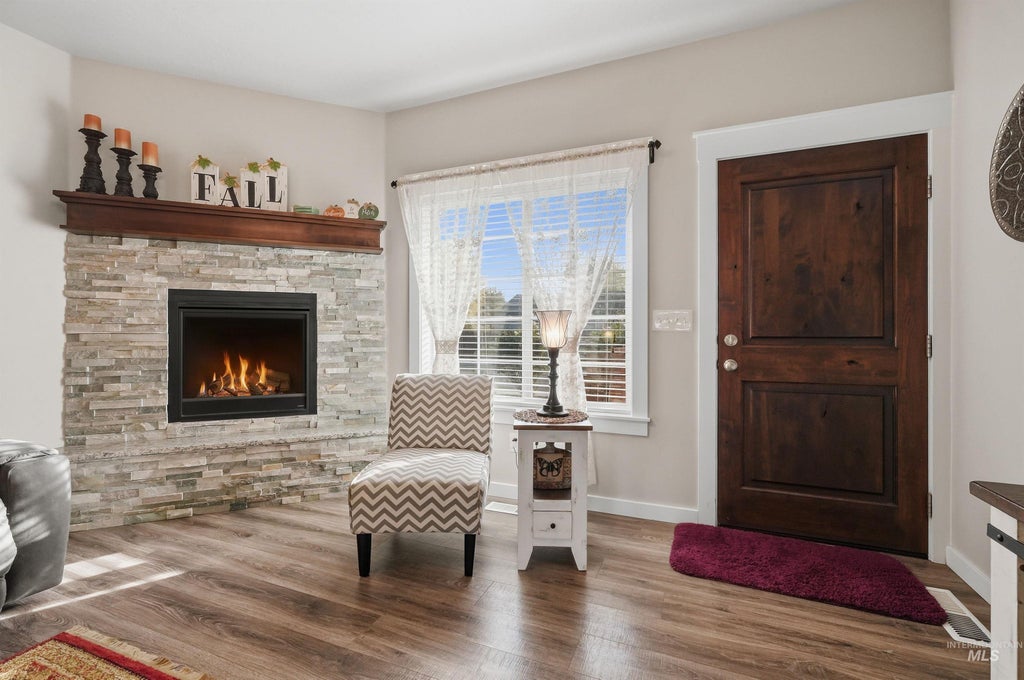 Photo of 3210 Airport Ave, Caldwell, ID 83605 (MLS # 99003318)