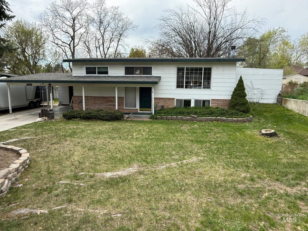 Photo of 4809 N Collister Dr, Boise, ID 83703 (MLS # 98983230)